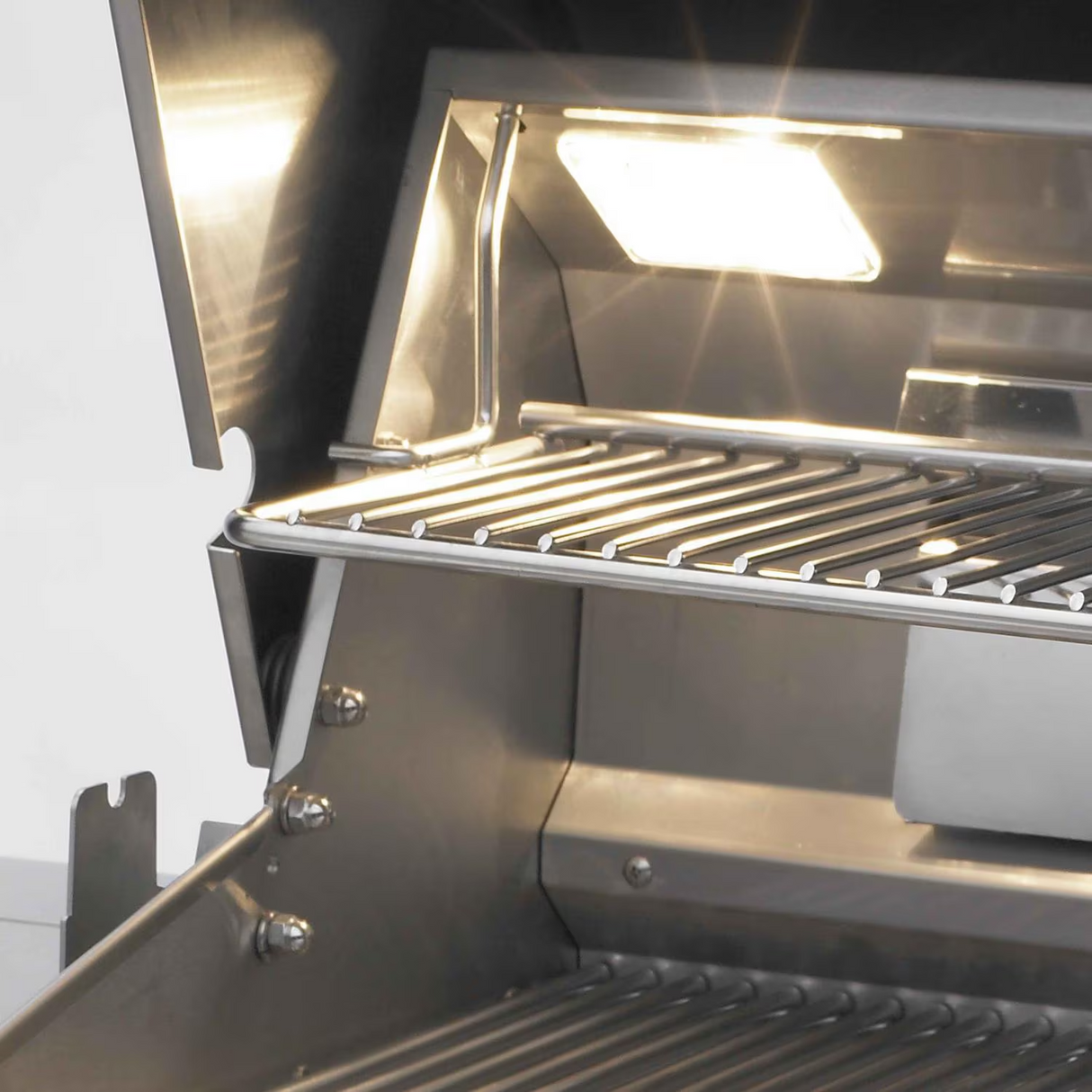 Fire Magic Aurora A540I 30-Inch Built-In Natural Gas Grill With Analog Thermometer - A540I-7EAN