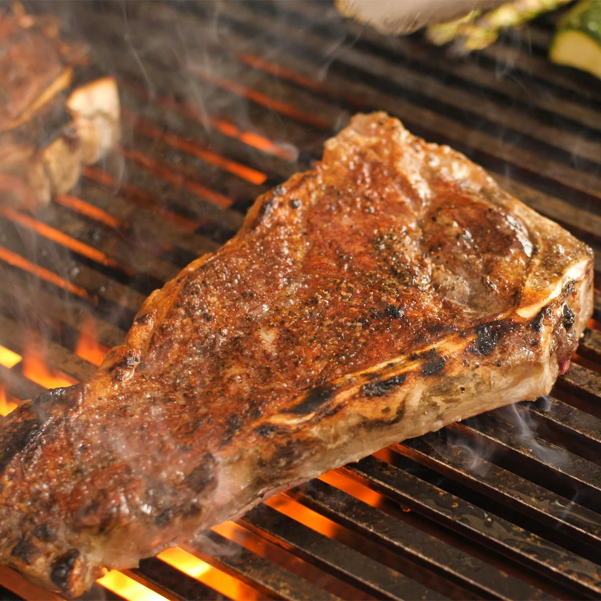 Fire Magic - C650I-RT1N - Choice 36-Inch Built-In Natural Gas Grill - Searing Steak